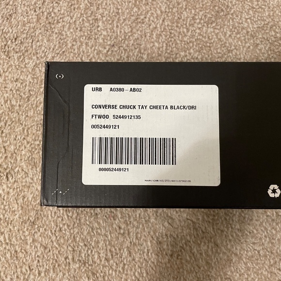 CONVERSE-Cheetah Print in Black, Driftwood-Women US Size 6/ Men US Size 4-NWT - Picture 13 of 13